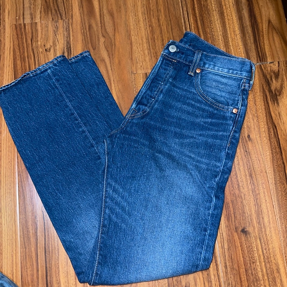 501 ‘93 straight fit men’s jeans   dark wash